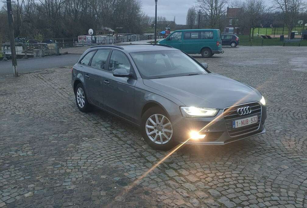 Audi Avant 2.0 TDI 143 Attraction