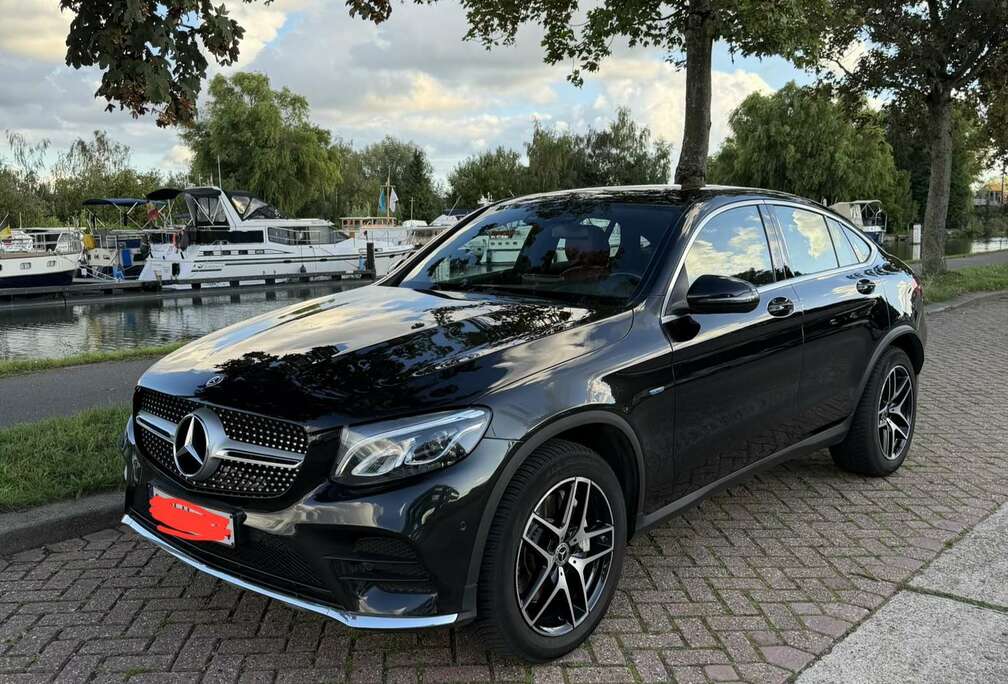Mercedes-Benz e 4-Matic Coupé *AMG line*Panorama Dak*Navi