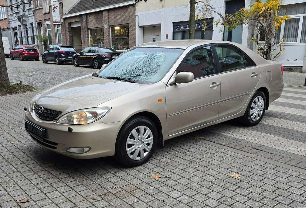 Toyota Camry 2.4i VVT-i 16v