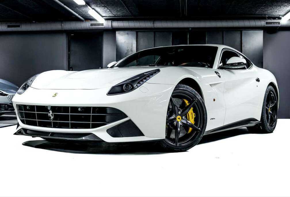 Ferrari 6.3 V12 F1BIANCO AVUSLA FERRARI STYLE WHEELS