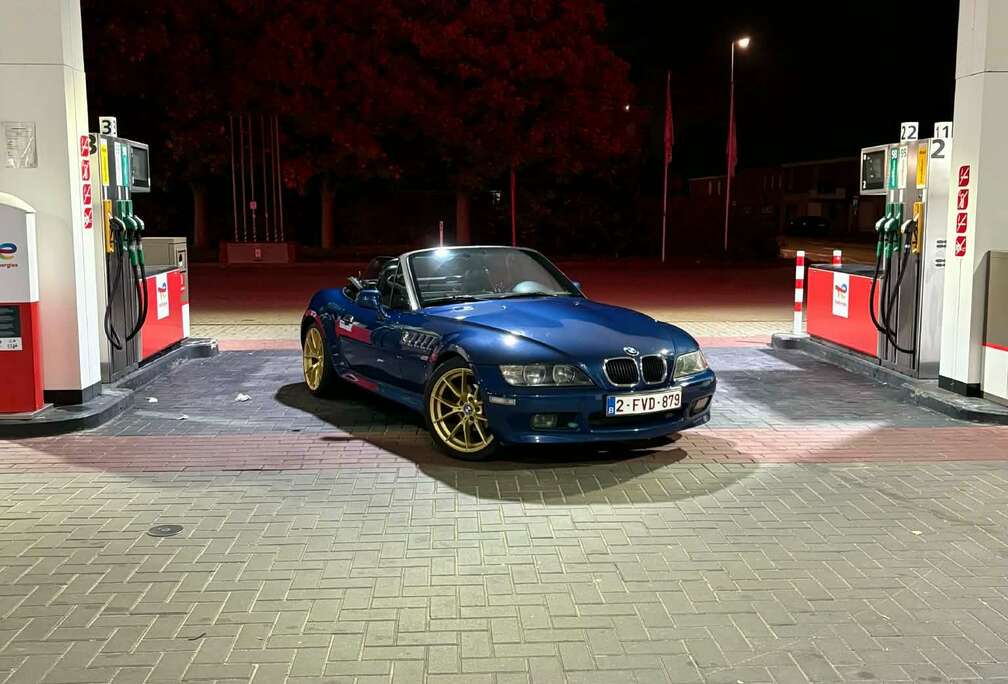 BMW 1.9i Roadster 1.8