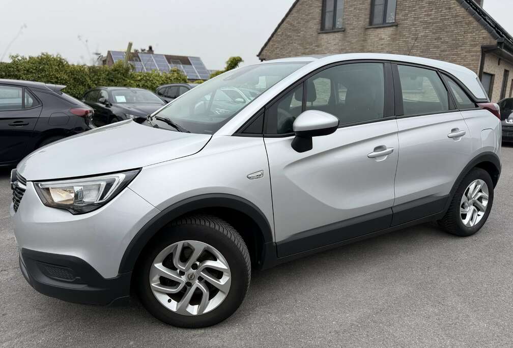 Opel Crossland X 1.2 Turbo / CAR-PLAY