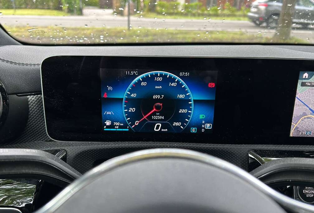 Mercedes-Benz CLA 180 d