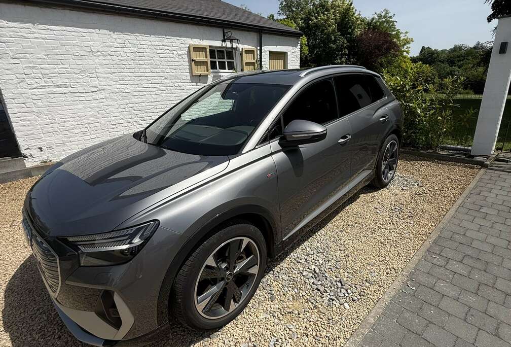 Audi Q4 e-Tron 82 kWh 45 Corporate S
