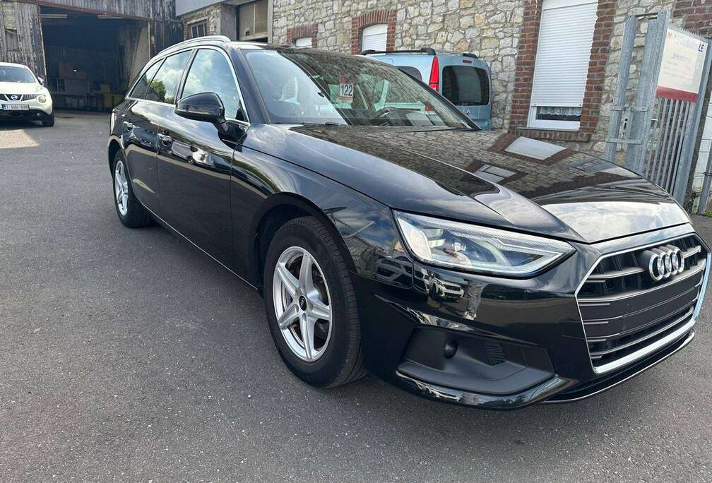 Audi A4 S tronic (EU6d-TEMP)