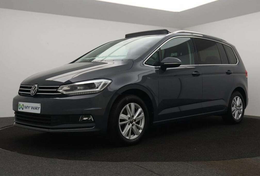 Volkswagen 1.5 TSI Highline Business *AUTOMAAT*PANO DAK*TREKHAAK*7ZITPL*NAVI*BLTH*CRUISE*PDC*...