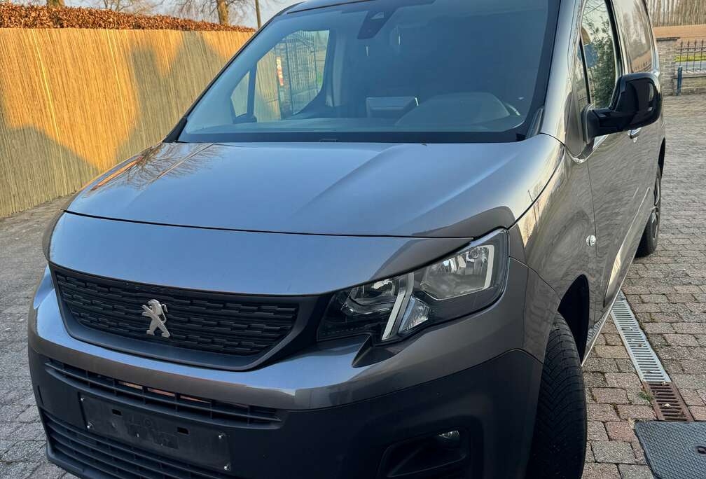 Peugeot 1.5 BlueHDi L1 STD Heavy Prem.S/S(EU6.2