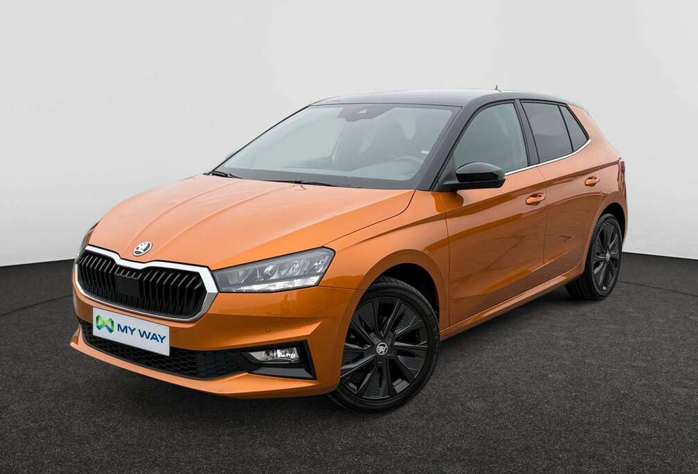 Skoda Ambition 1,0 TSI BLACK STYLE (110pk) AUTOMAAT /// Achteruitrijcamera /// Zetelverwarming Vooraan + s