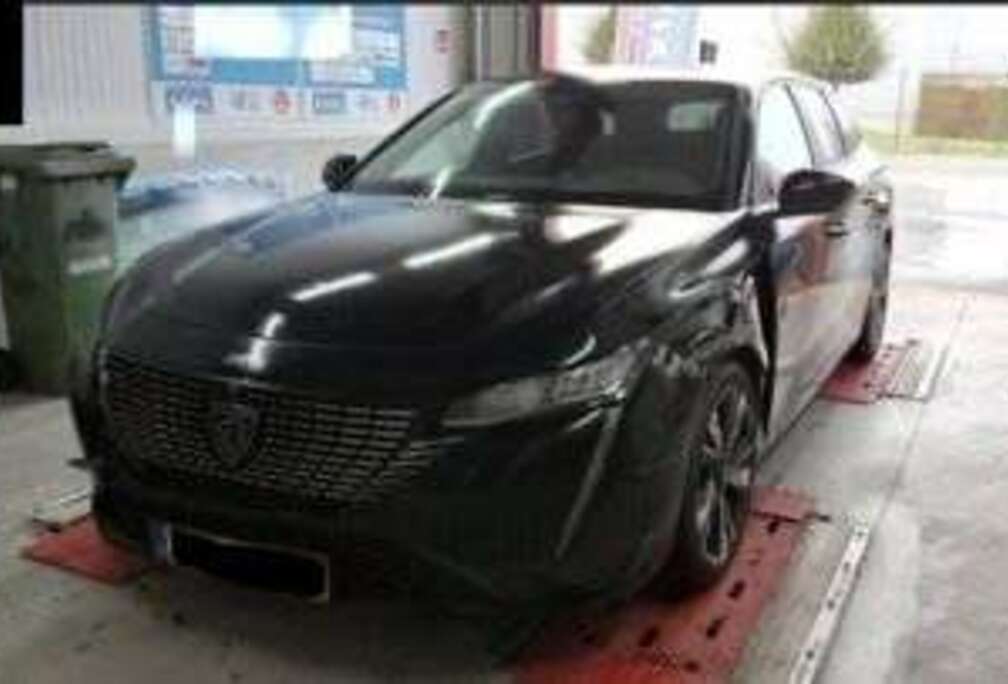 Peugeot SW BlueHDi 130ch S&S BVM6 Allure Pack