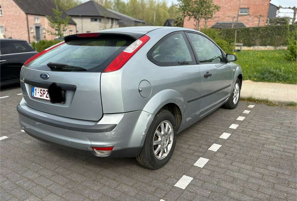 Ford TEL : 0472.92.59.40