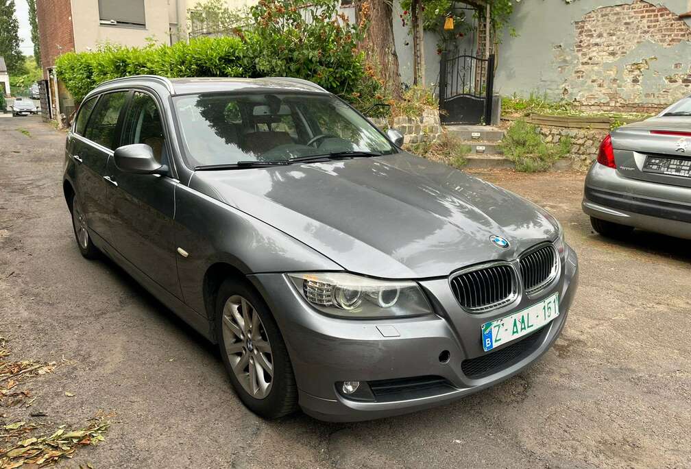 BMW Touring 318iA Exclusive Line