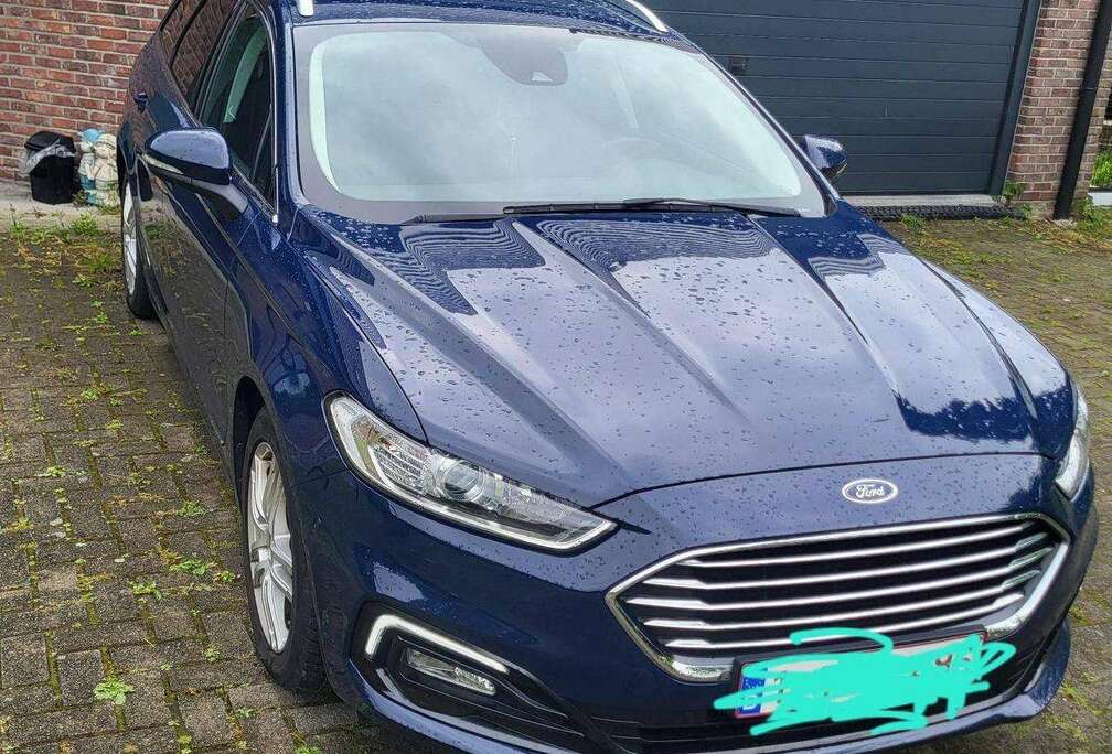 Ford Mondeo Clipper 2.0 Ecoblue AWD Titanium (EU6.2)