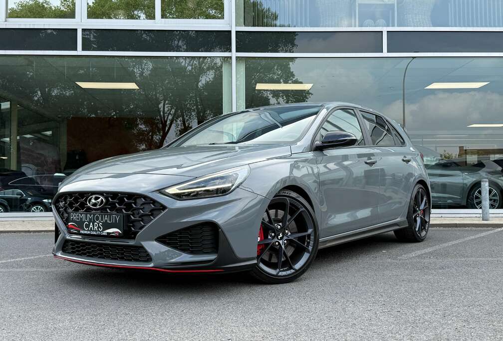 Hyundai PERFORMANCE PACK DCT / CARPLAY / CAMERA / ZETEL&STUURVERWARMING /