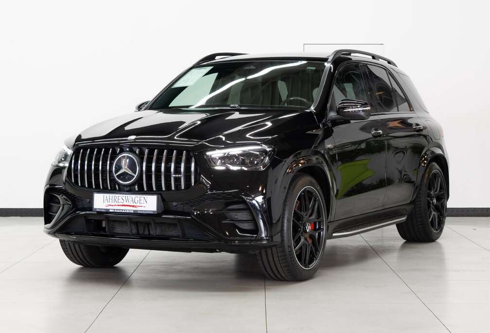 Mercedes-Benz 4M+ HYBRID Night 22\