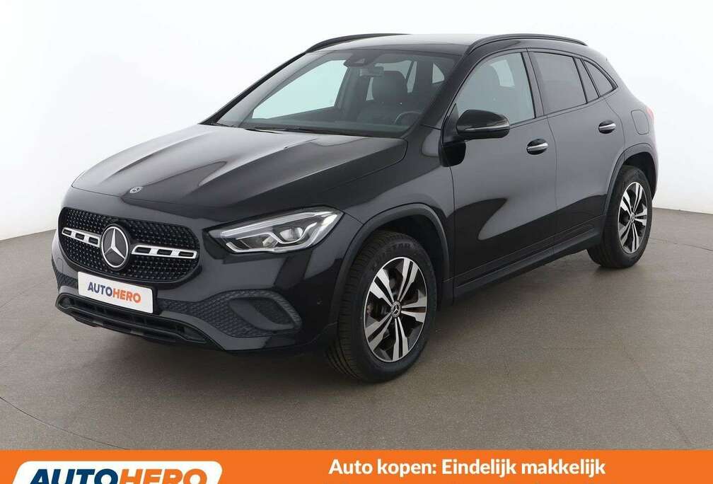 Mercedes-Benz GLA 180 Progressive