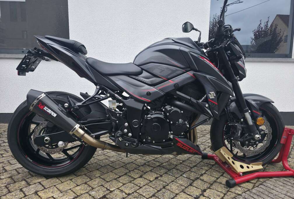 Suzuki EVO Editie - 2018 - 11.000Km - Topconditie*