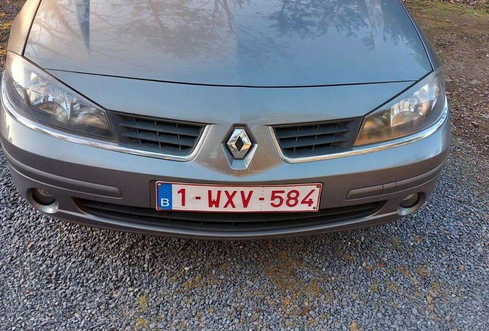 Renault Laguna 1.6 Expression BLANCO GEKEURD VOOR VERKOOP