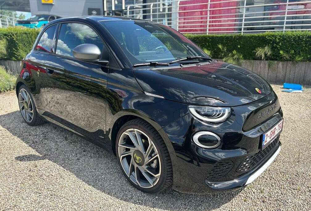 Abarth TURISMO * PACK DESIGN* PACK WINTER* TECH PACK* SOU