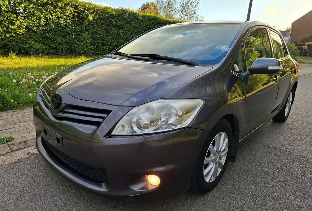 Toyota 1.4 D-4D Executive DPF GPS