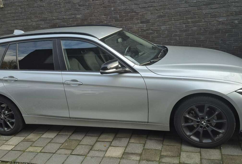 BMW 318d Touring