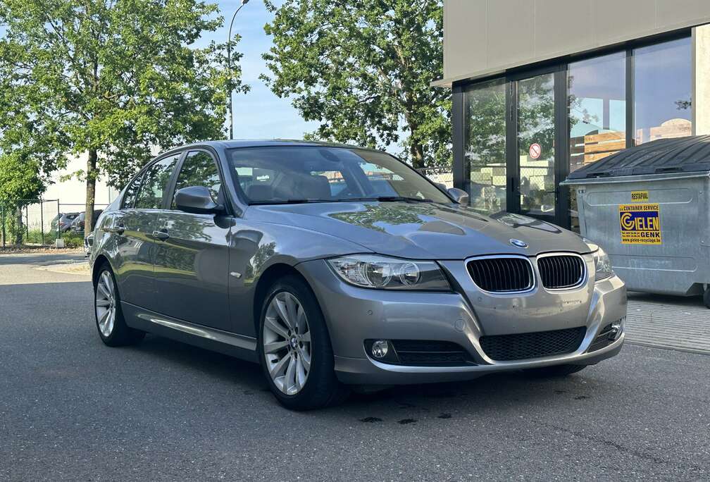 BMW d 2.0 Berline Navi Leder Sensoren Trekhaak