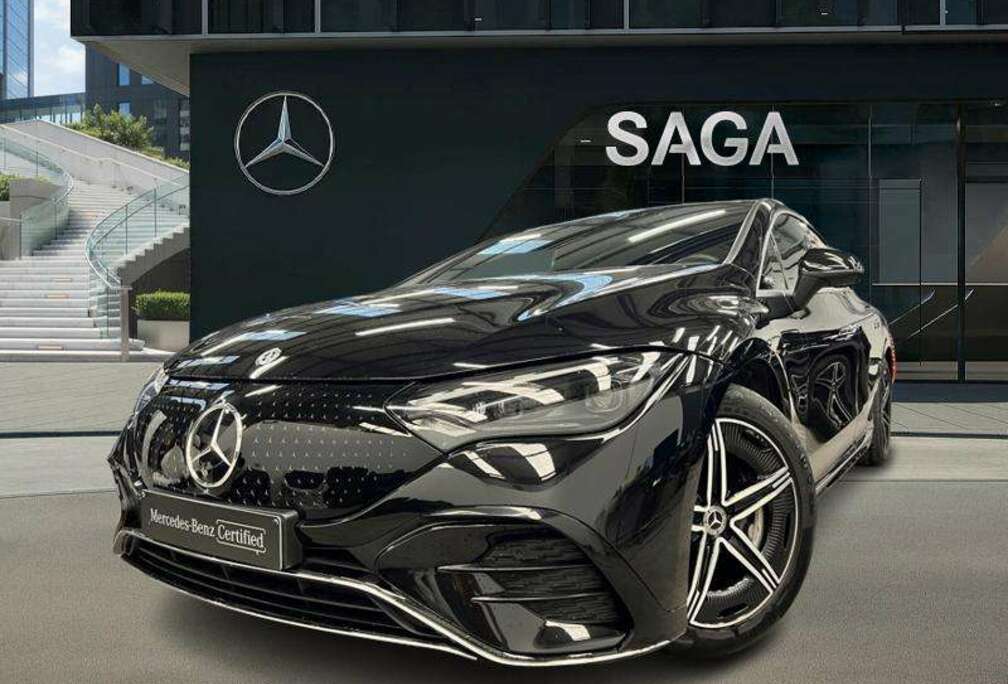 Mercedes-Benz Berline AMG Line Toit Pano