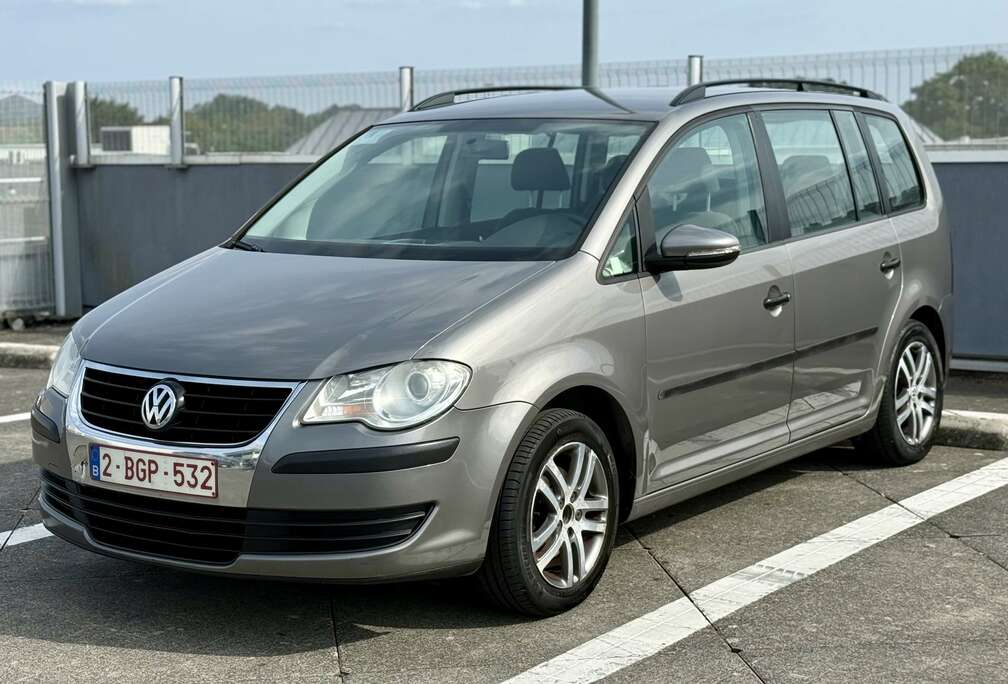Volkswagen Vw Touran 1.9 Dsg