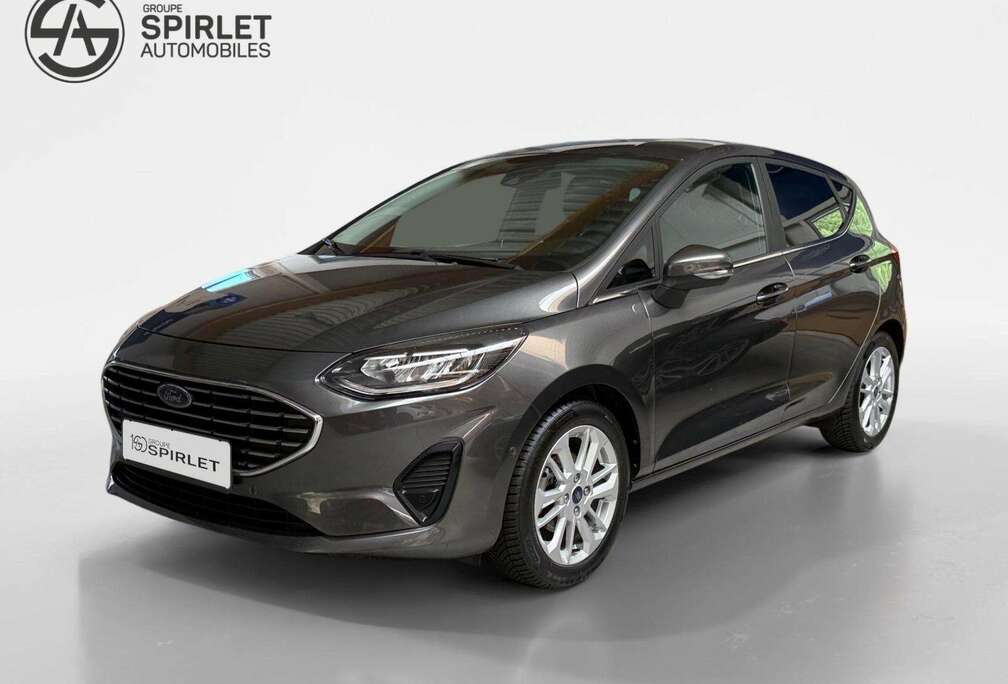Ford Titanium-GPS-Camera