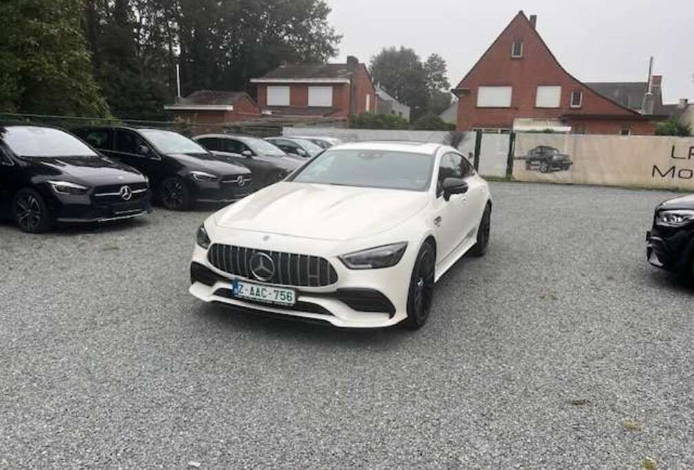 Mercedes-Benz 45 AMG 4 MATIC