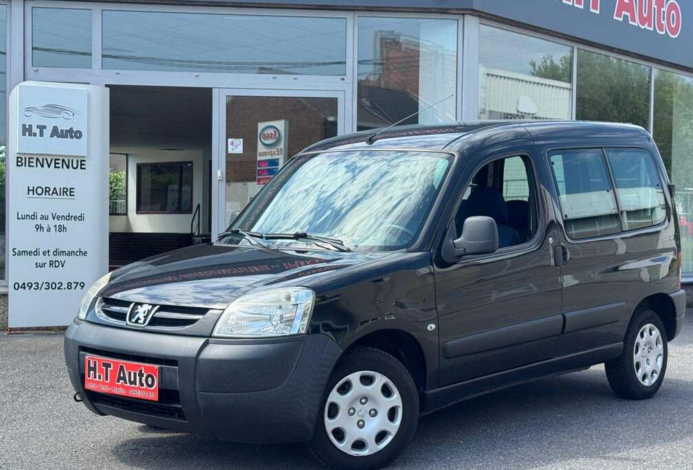 Peugeot 1.4i/5 places/Garantie 1 an
