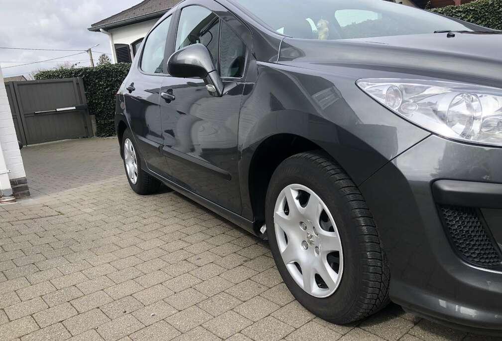 Peugeot 1.6 HDi Confort Pack