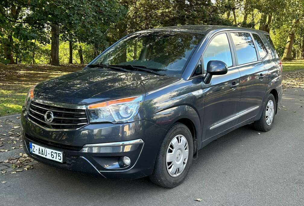 SsangYong 220 e-XDi 2WD