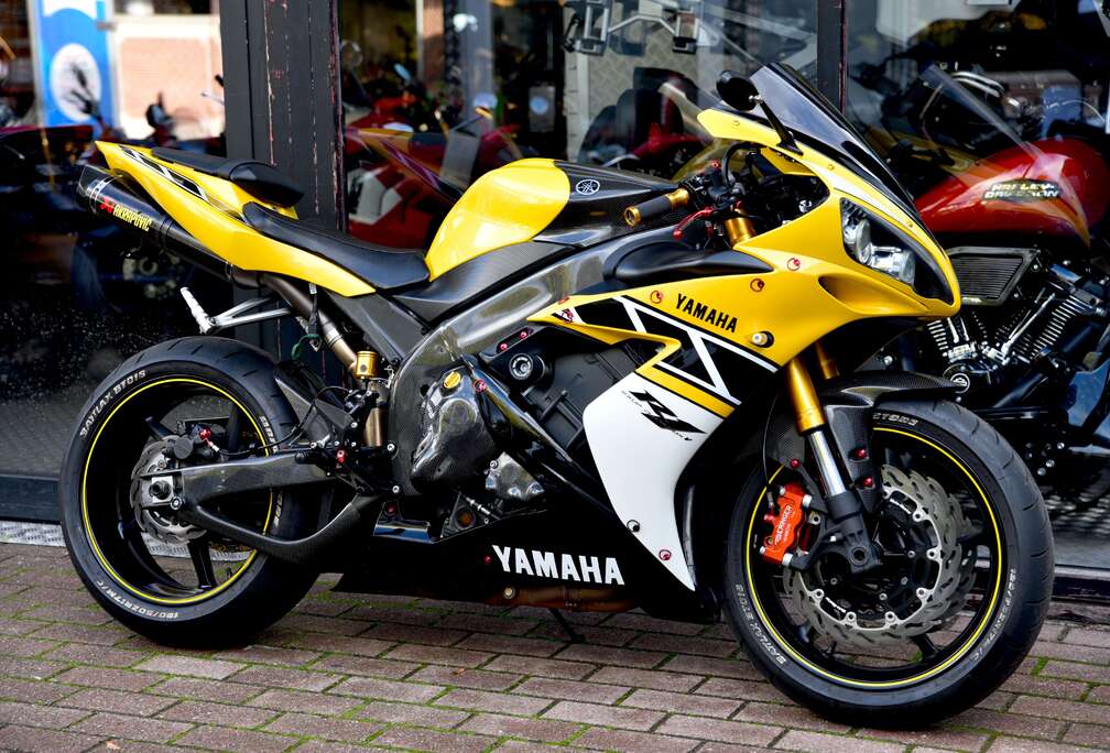 50TH ANNIVERSARY ***MOTO VERTE***