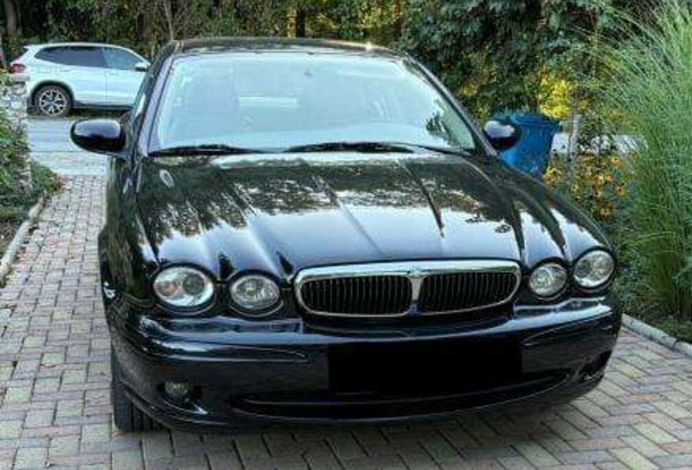Jaguar X-Type 2.1i V6 24v Classic 2.0