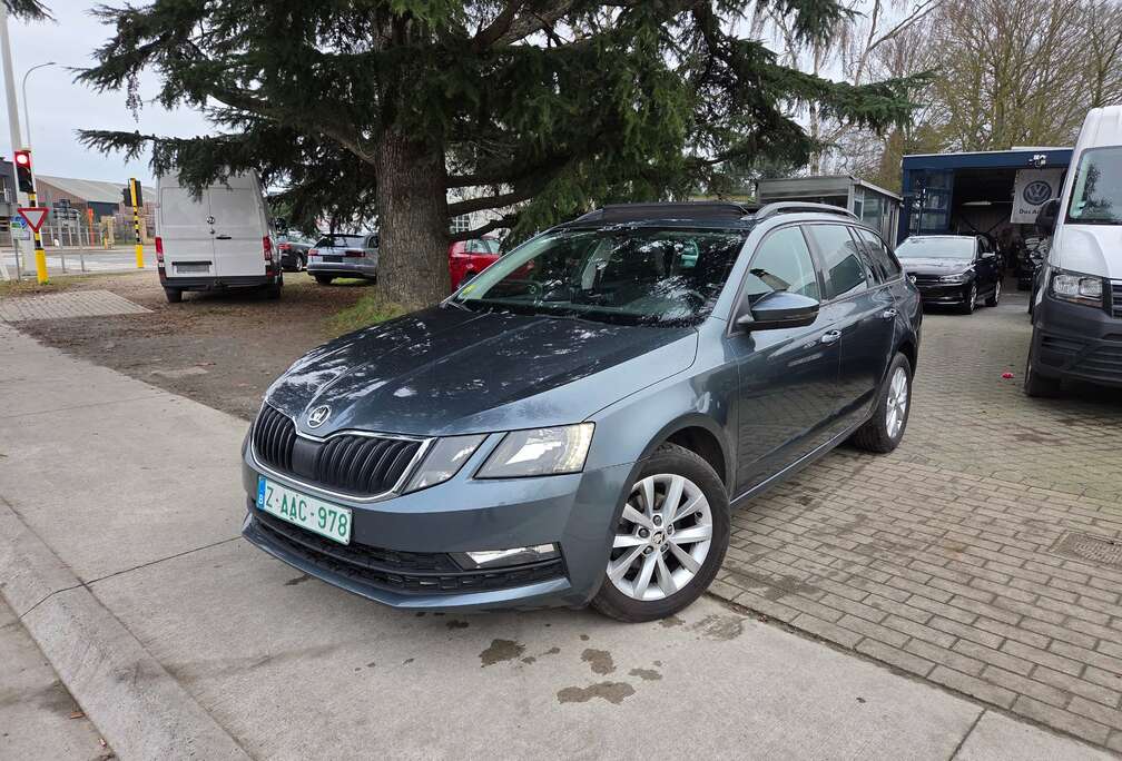 Skoda Octavia SW 1.6 CR TDi Style DSG (EU6.2)