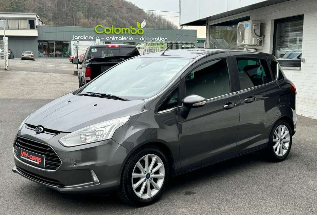 Ford 1.5 TDCi TITANIUM GPS LED JA ETAT NEUVE