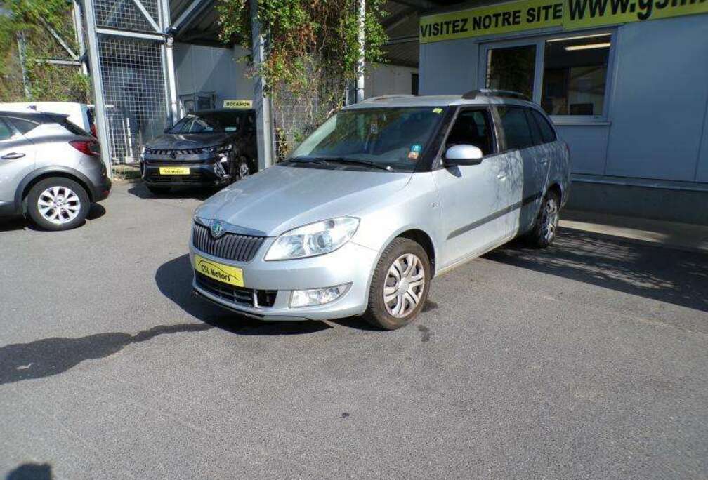 Skoda 1.6 TDi 90cv break gris 03/13 2000 eur marchand
