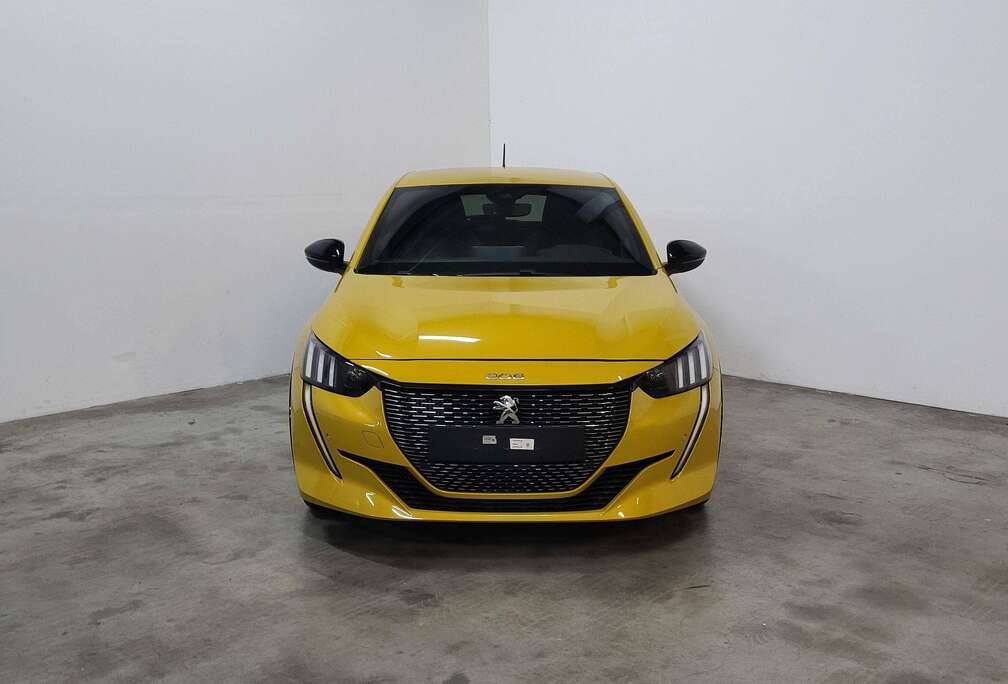 Peugeot 1.2i PureTech GT Pack (EU6.4) * CARPLAY * GPS *