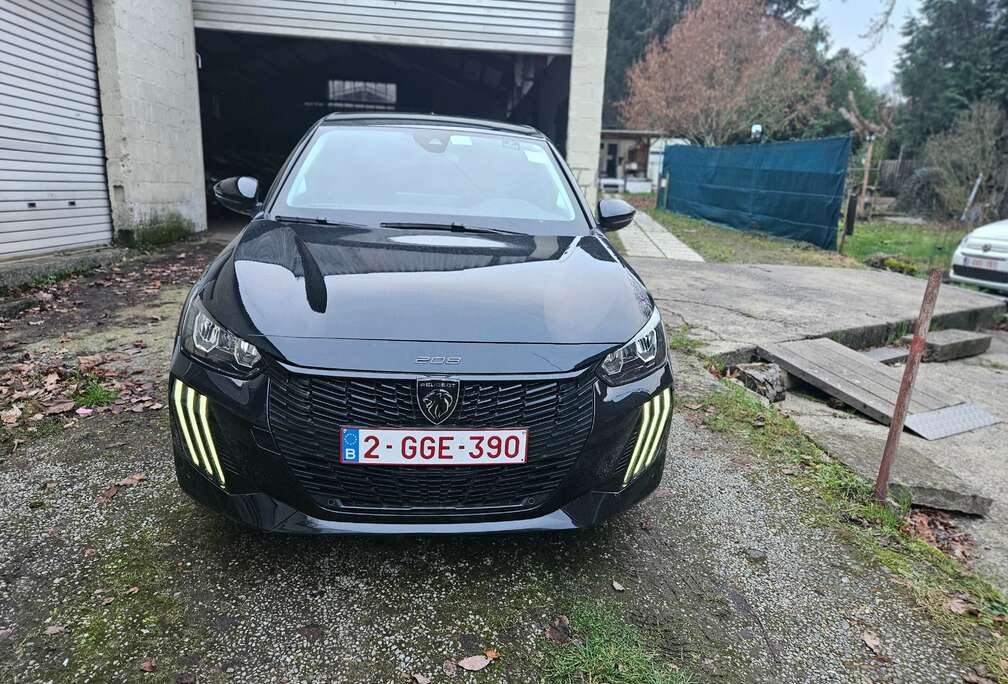 Peugeot 208 1.2  Allure   AUTOMATIQUE