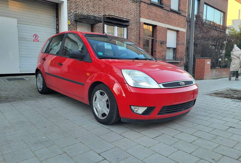 Ford Ford fiesta 1.2 benzine Gekeurd