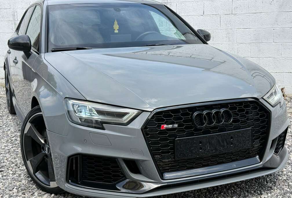 Audi Quattro • Siège RS • B&O •  Nardo • Cockpit
