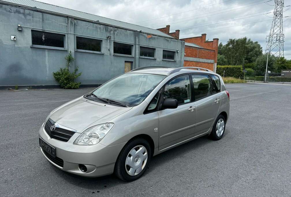 Toyota 1.6i VVT-i AIRCO DIGITAL CLIMATISÉ