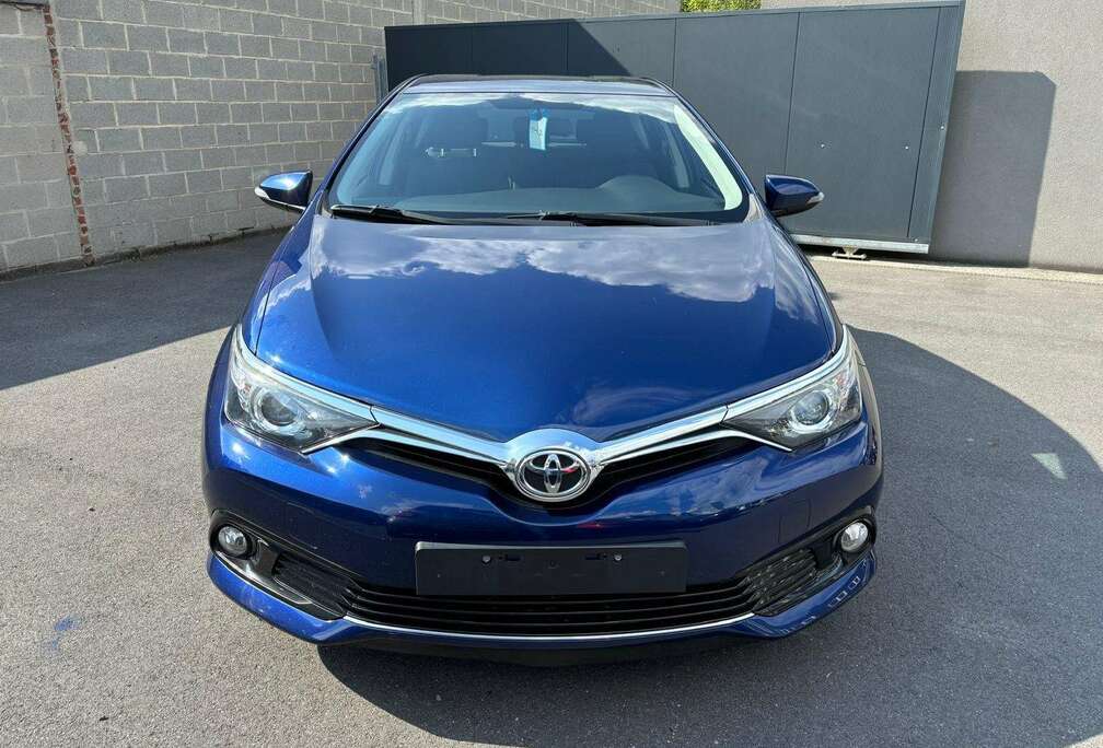 Toyota 1.2i Turbo Dynamic Multidrive S*CAM NAV AUTOMAT