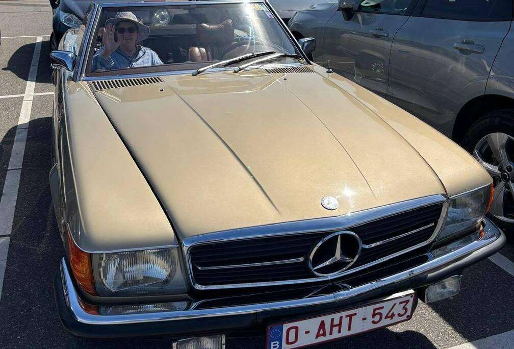 Mercedes-Benz SL CABRIO