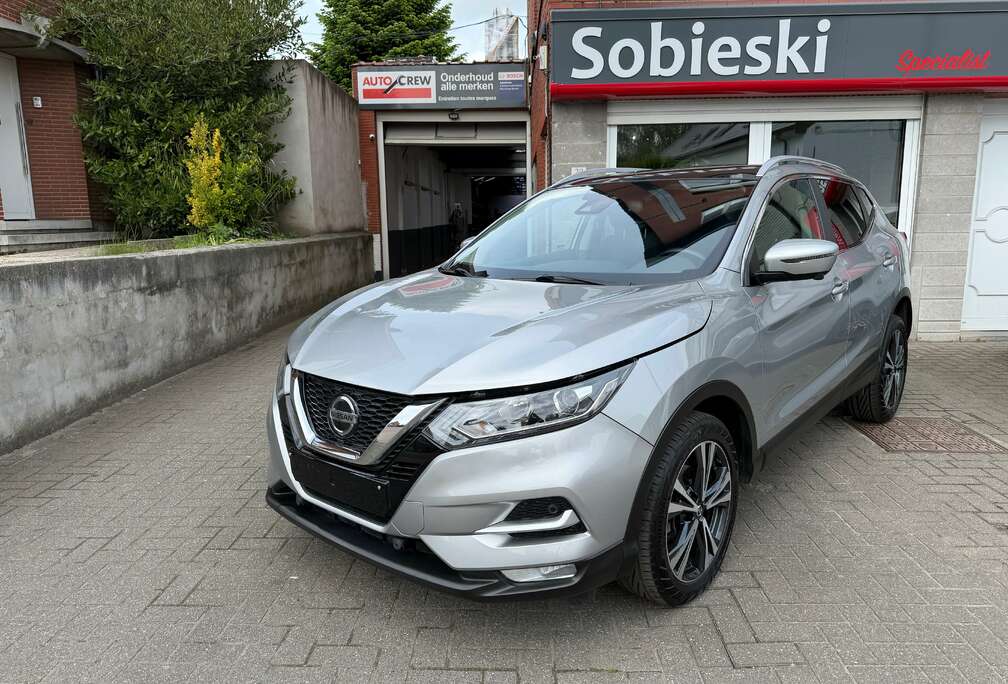 Nissan N-Connecta