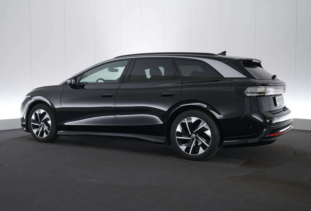 Volkswagen Alltrack Tourer 82 kWh Pro Business Premium ALCANT