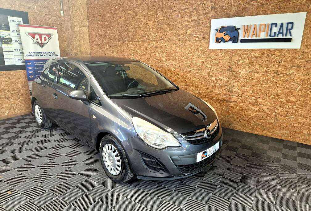 Opel Corsa 1.2i Essentia