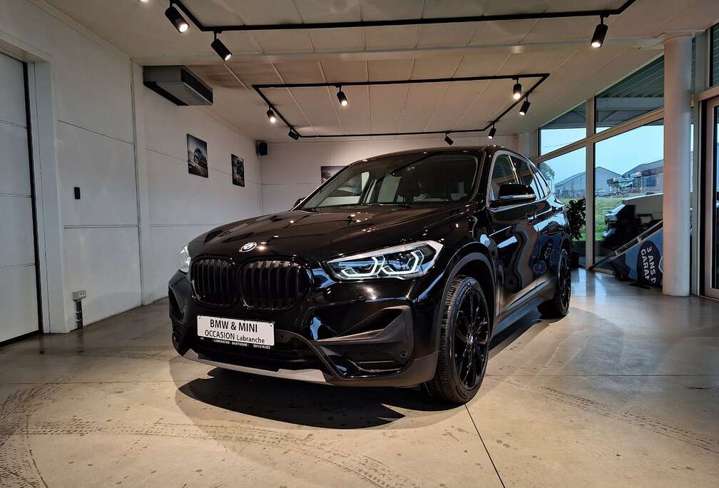 BMW sDrive18IA SIEGESPORT/TOITPANO/NAV/GARANTIE