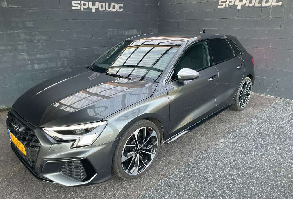 Audi S3 TFSI Sportback quattro S tronic