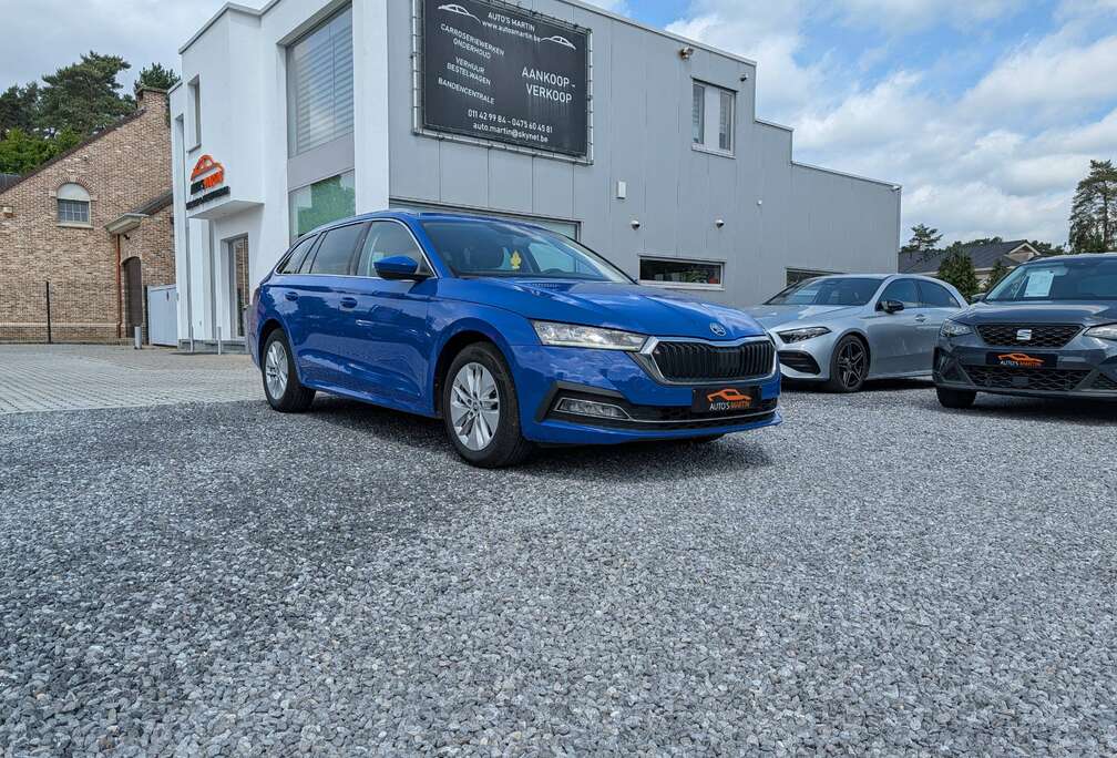 Skoda SW 2.0 TDi SCR DSG  NAVI  AMBIENT  ZETELVERWARMING
